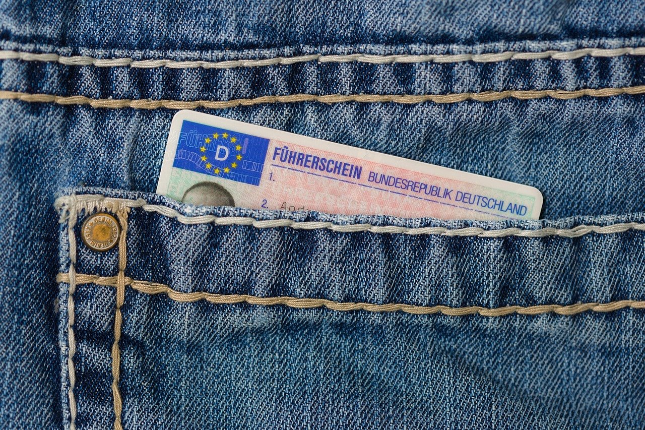 czy płacić mandat za parkowanie pod biedronką